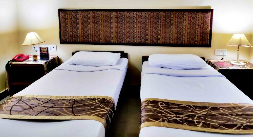 Фото Hotel Malligi