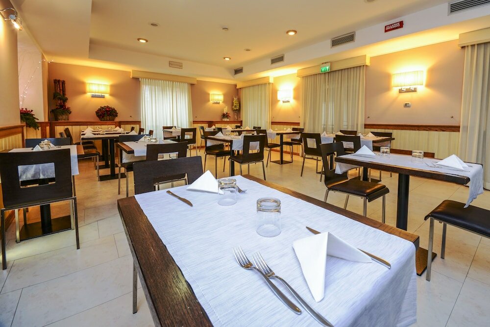 Фото Hotel Master