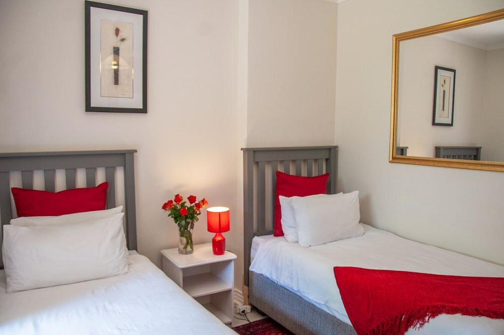 Фото Rustic Manor Bed And Breakfast