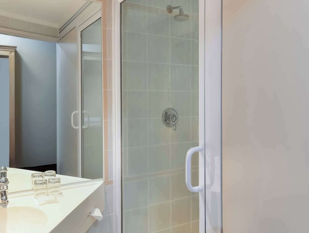 Фото StayEasy Century City