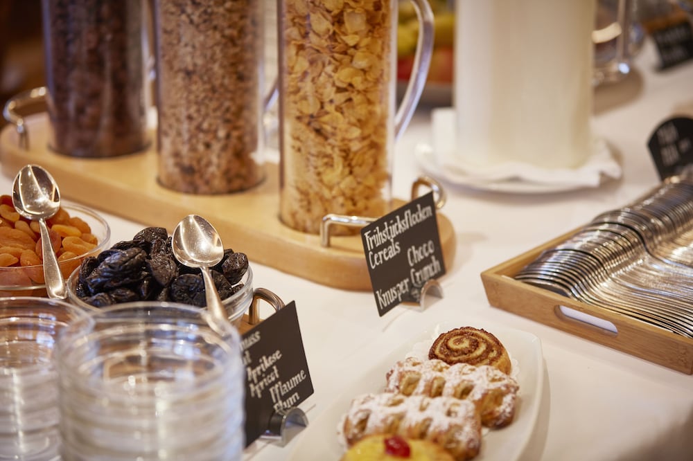 Фото Hotel Adler Zürich