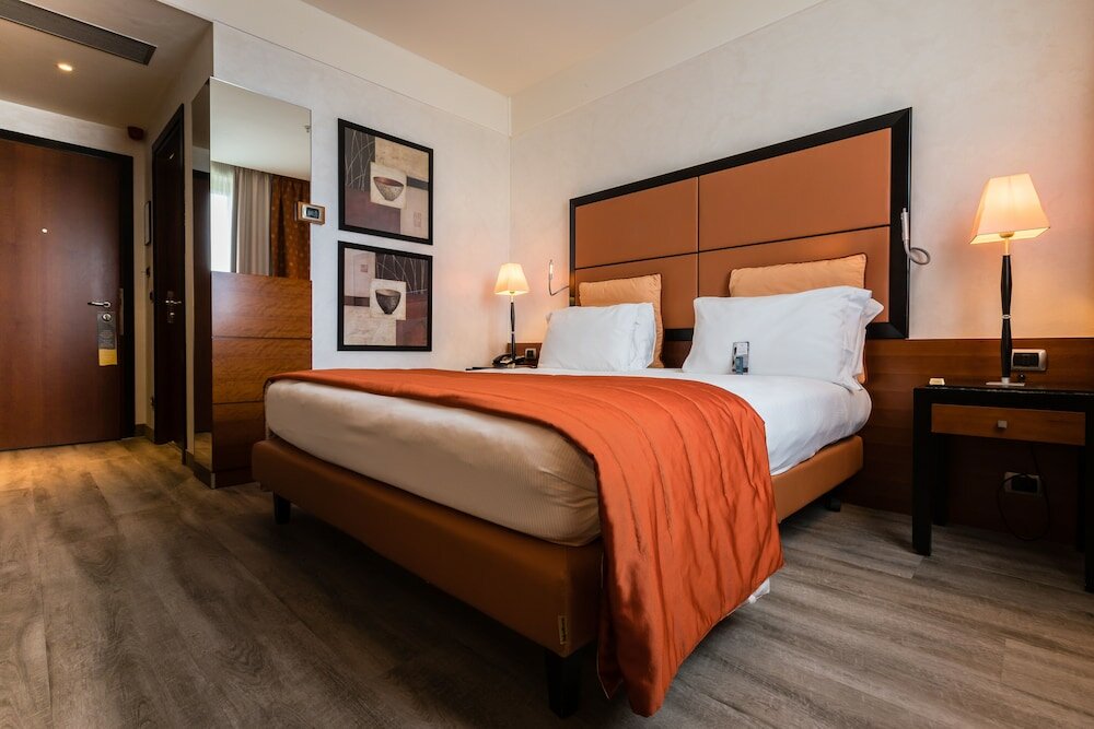 Фото Crowne Plaza Milan Malpensa Airport by IHG