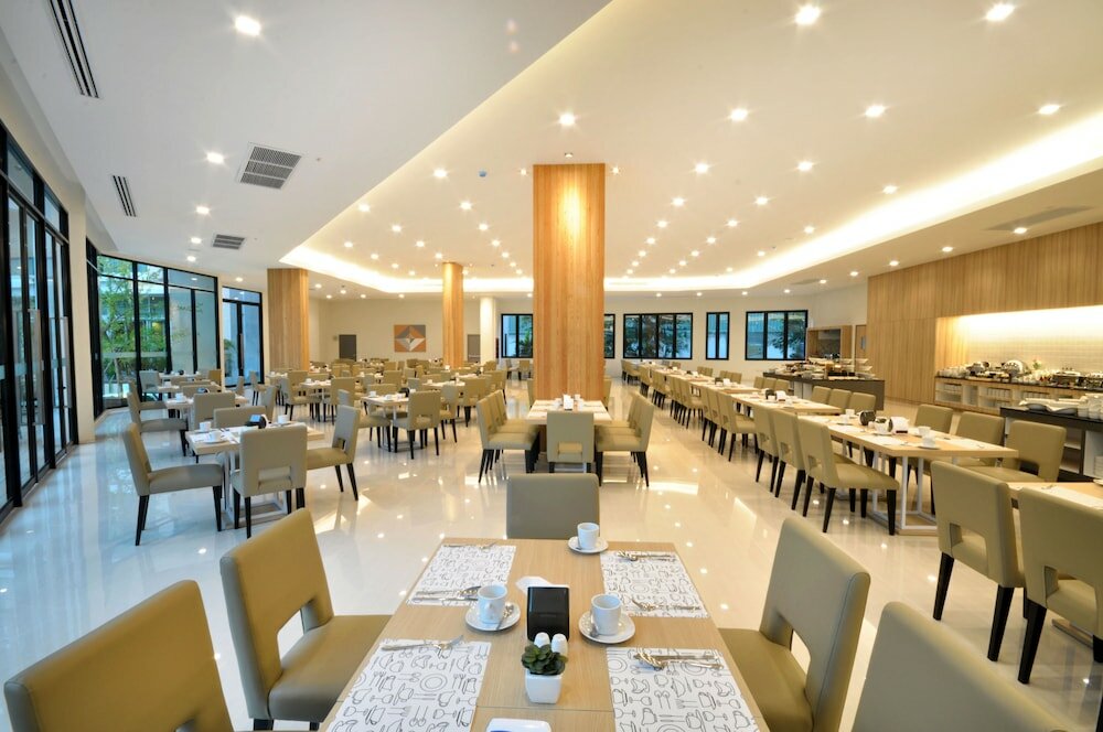 Фото J Inspired Hotel Pattaya