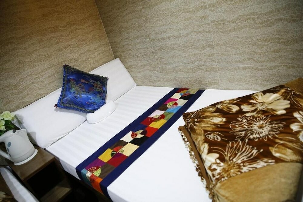 Фото Legend Guest House