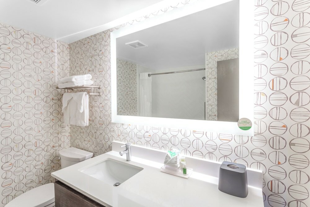 Фото Holiday Inn Rockford, an Ihg Hotel