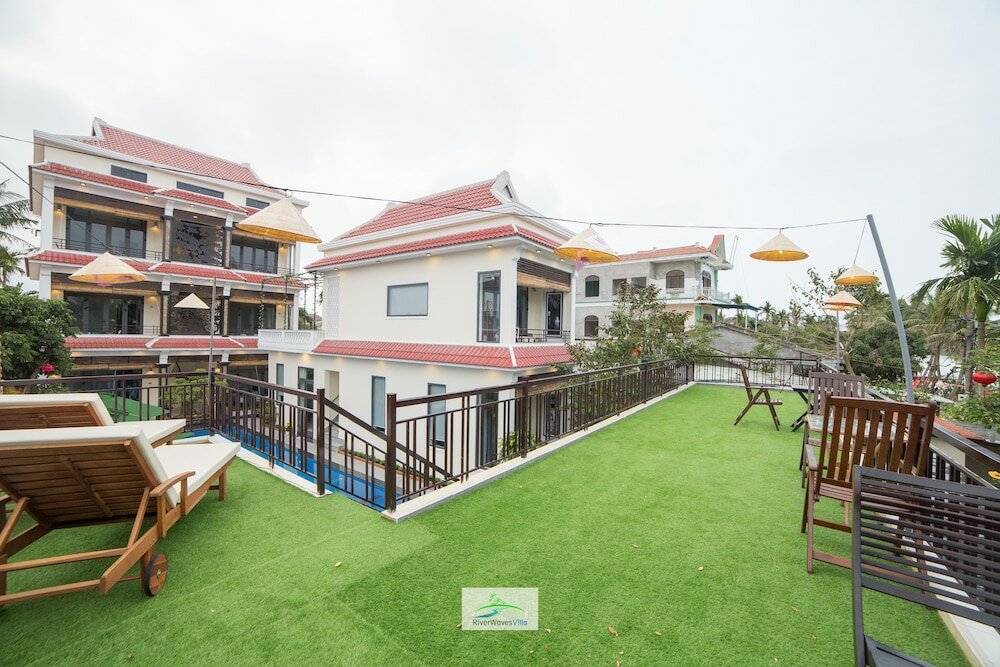 Фото River Waves Villa