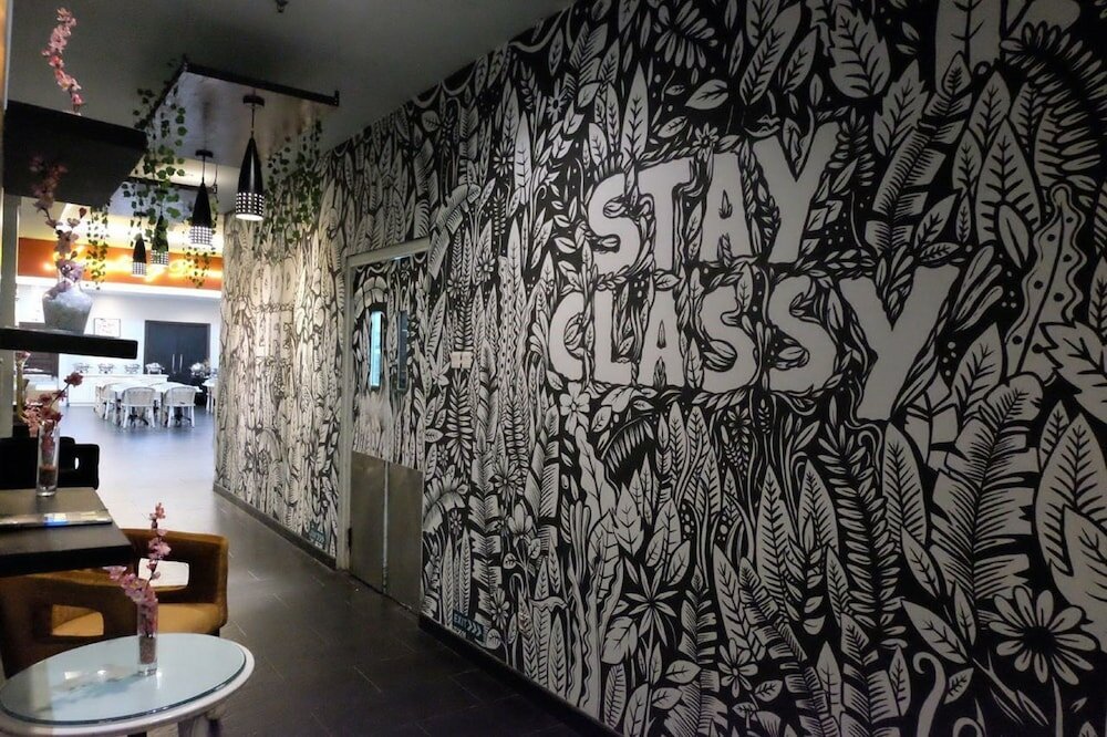 Фото Grand Darmo Suite Hotel