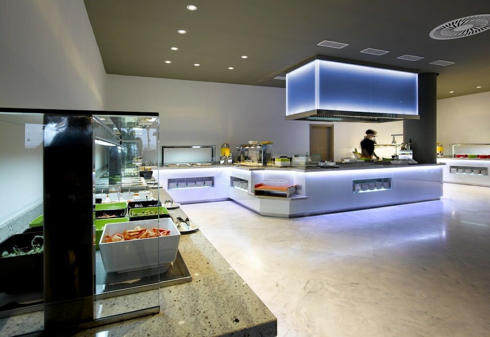 Фото Hard Rock Hotel Ibiza