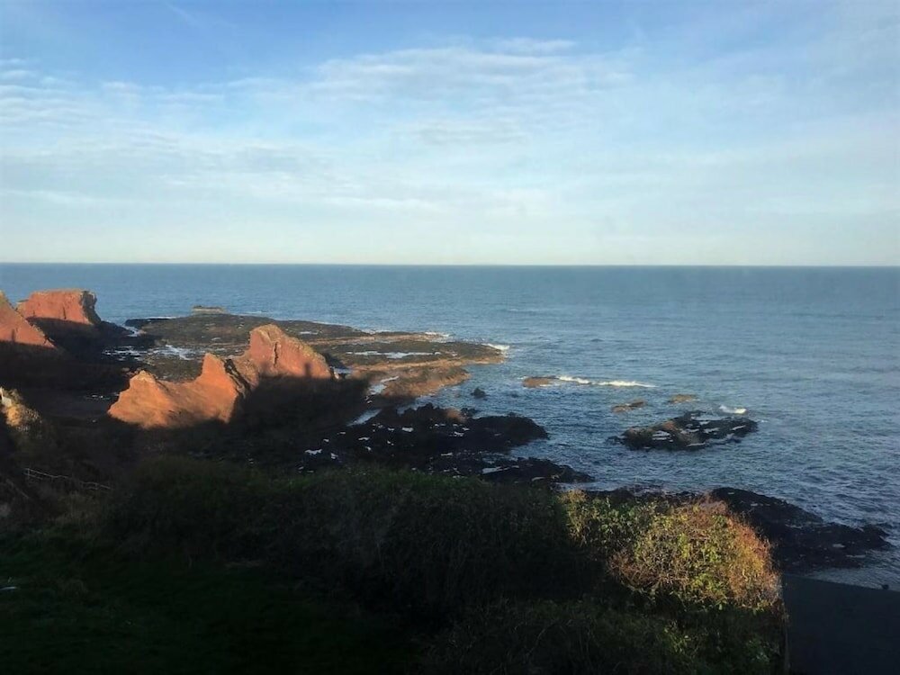 Фото Bayswell Park Hotel