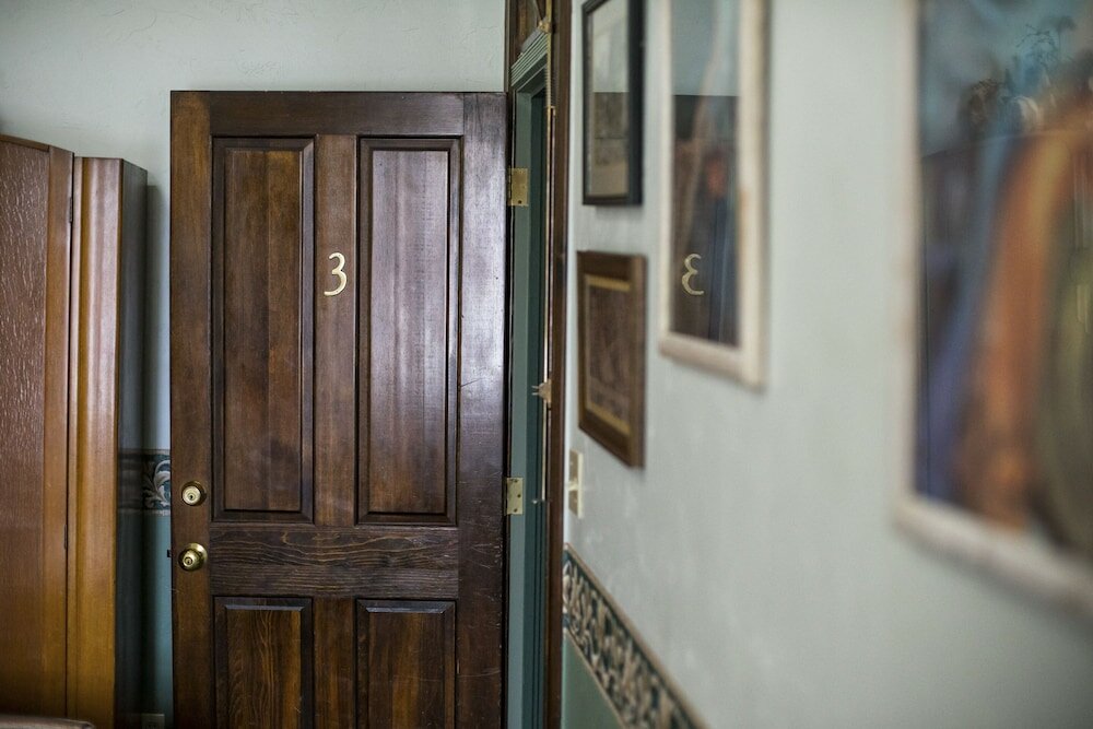 Фото Red Garter Inn