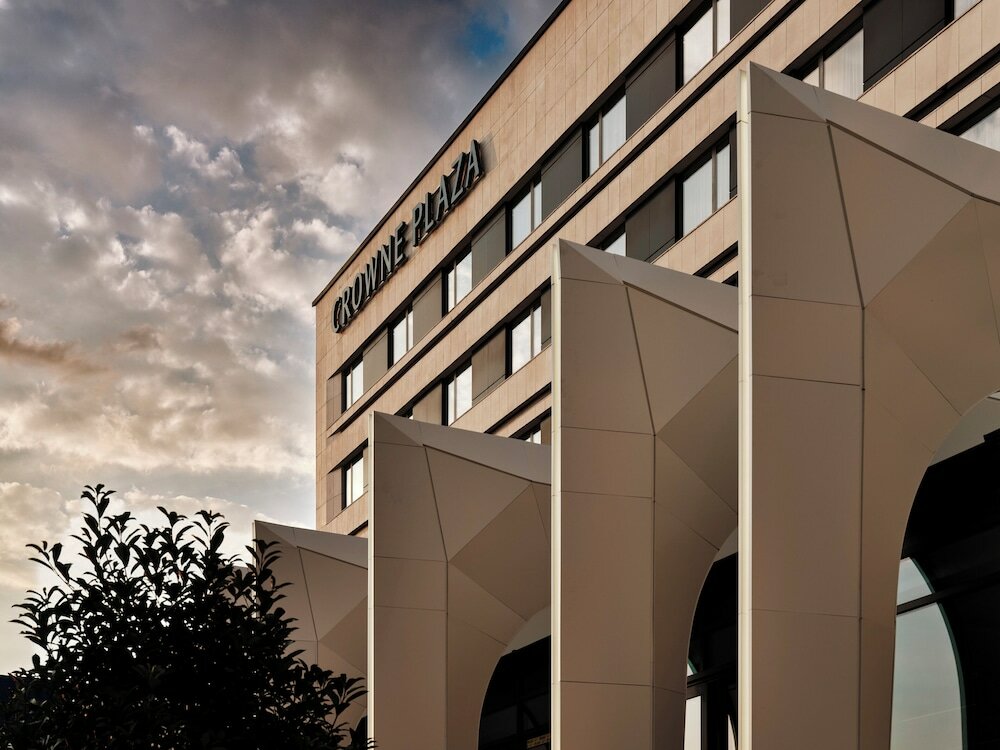 Фото Crowne Plaza Sofia