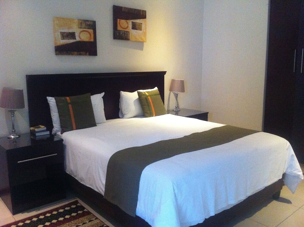 Фото Emerald Hotel