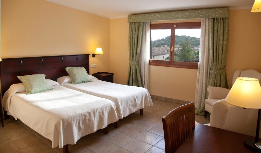 Фото Hotel Can Xim