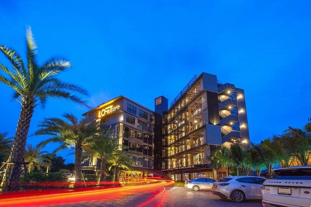 Фото Loftmania Boutique Hotel