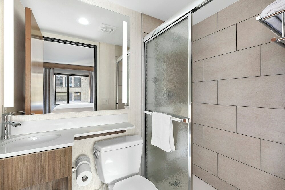 Фото Holiday Inn Manhattan 6th Ave - Chelsea