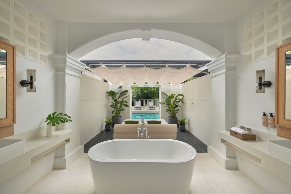 Фото Amara Sanctuary Resort Sentosa