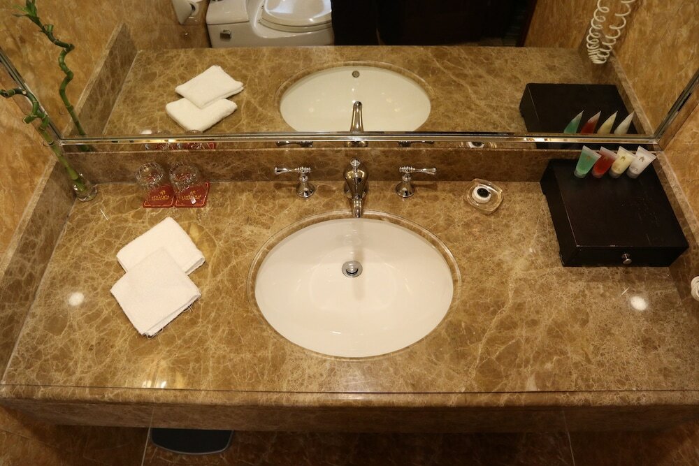 Фото Jin Jiang Pacific Hotel Shanghai