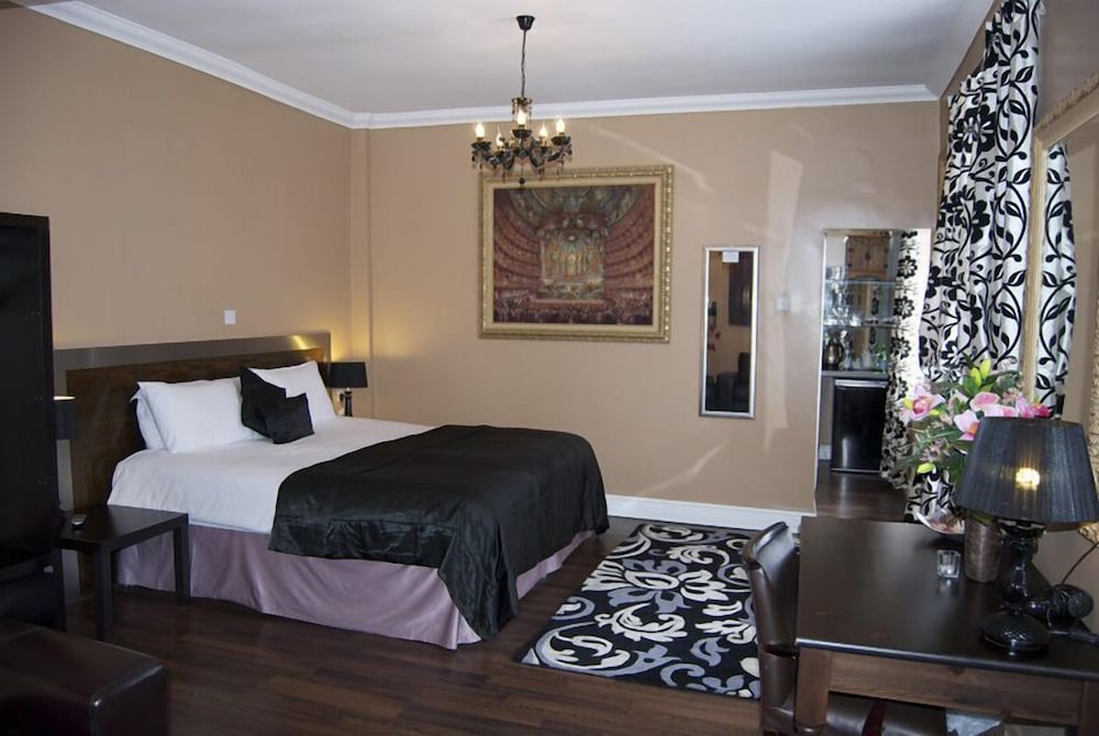 Фото Villaggio Hotel & Restaurant