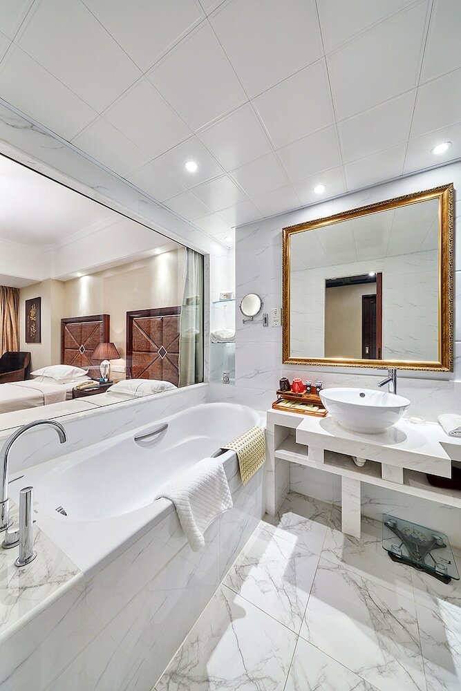 Фото Grand Regency Hotel Qingdao