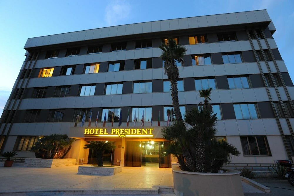 Фото Hotel President