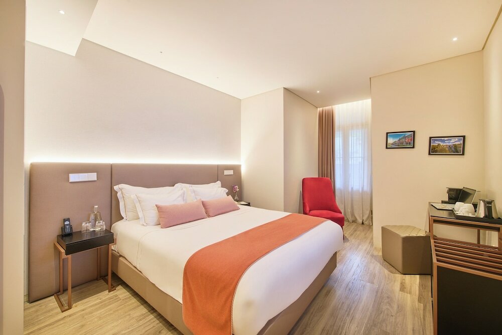 Фото Hotel Moon & Sun Braga