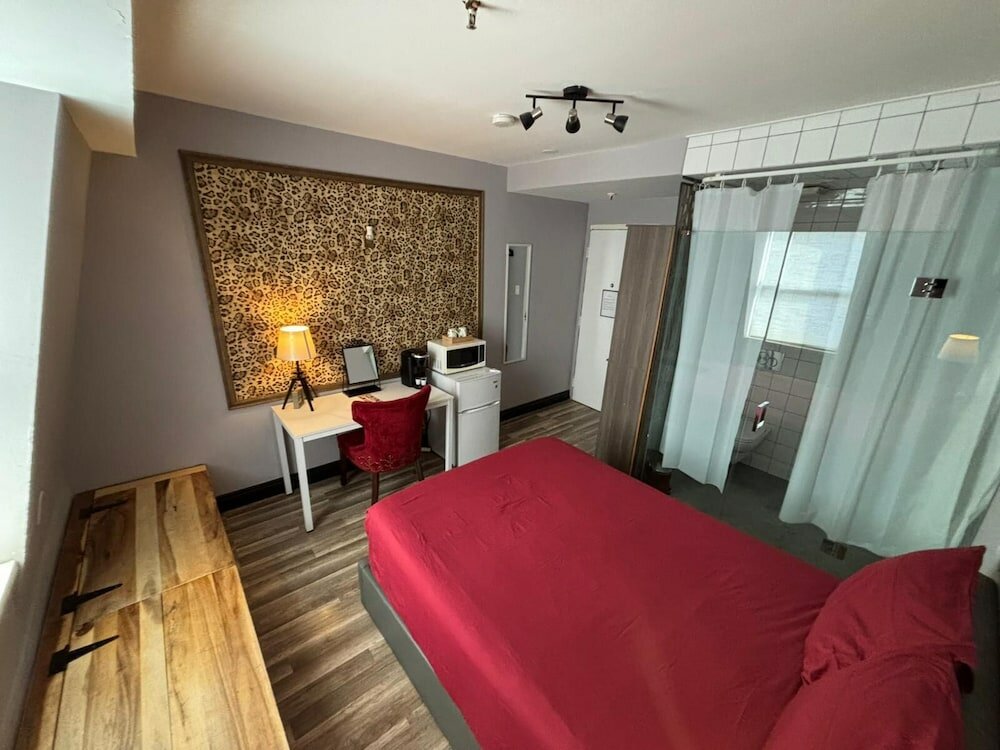 Фото Palmerston Hotel