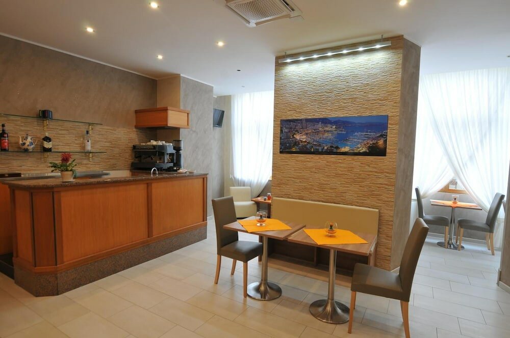 Фото Hotel Montecarlo