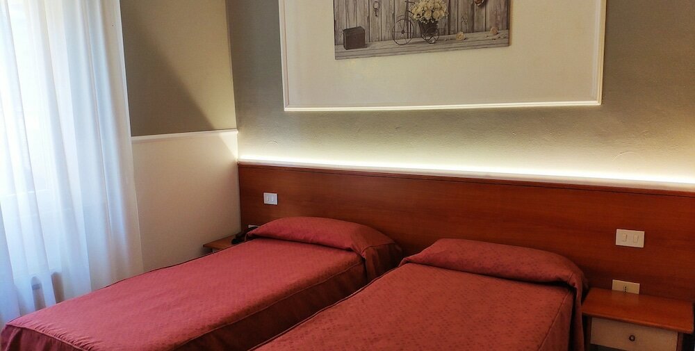 Фото Hotel Minerva