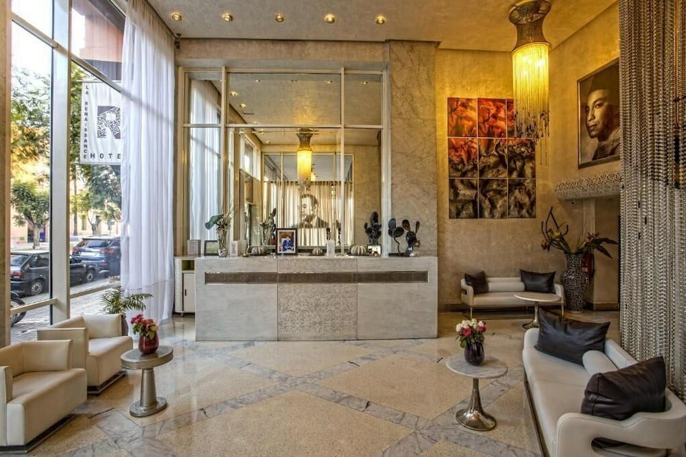 Фото отеля 3