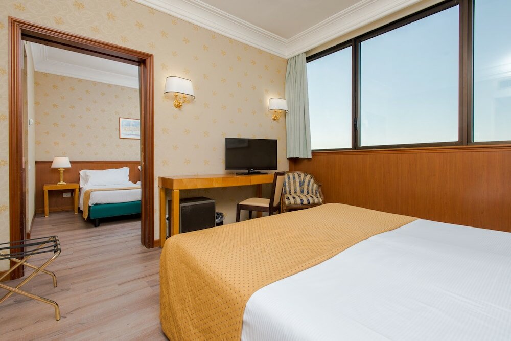 Фото Hotel The Brand