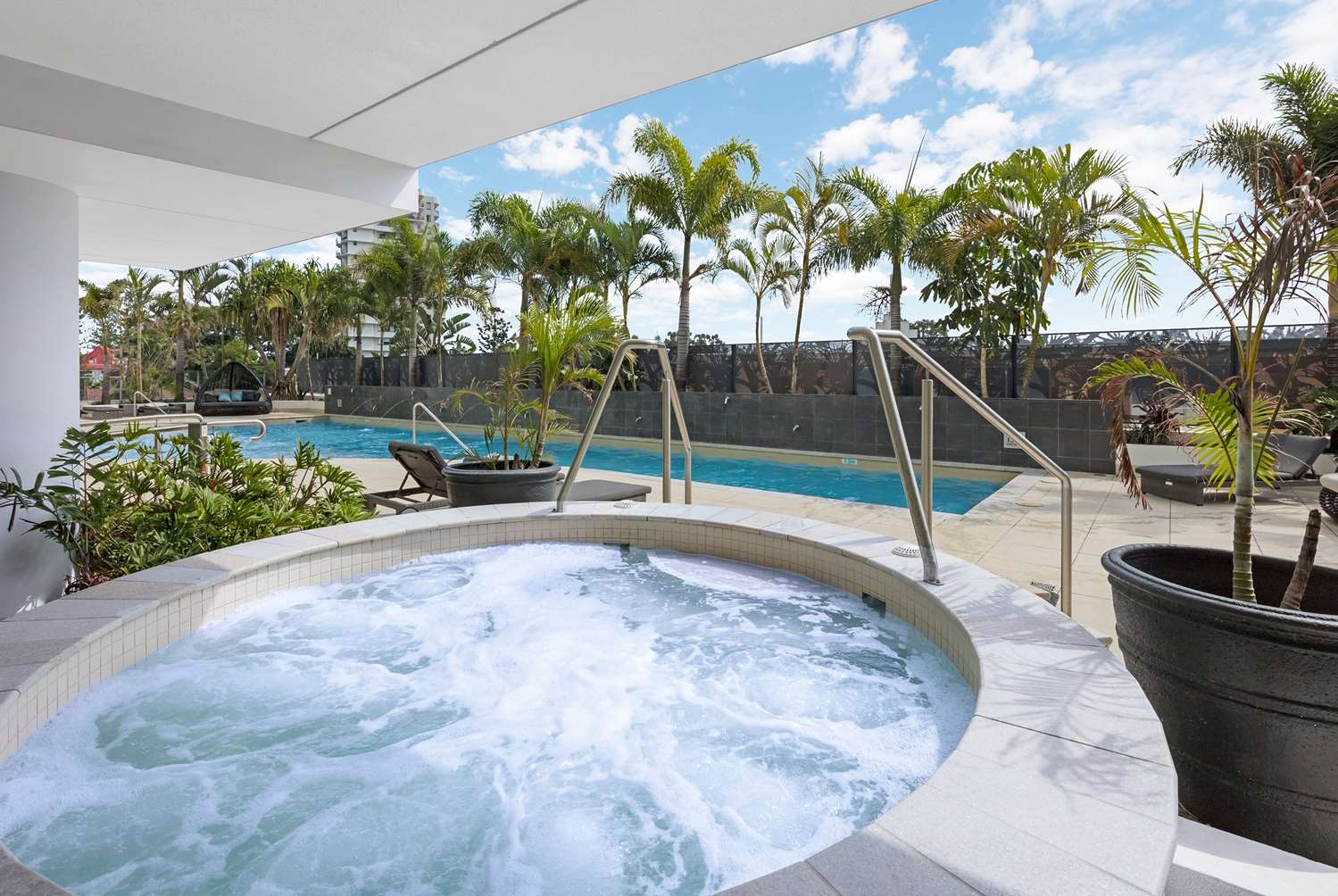 Фото Wyndham Hotel Surfers Paradise