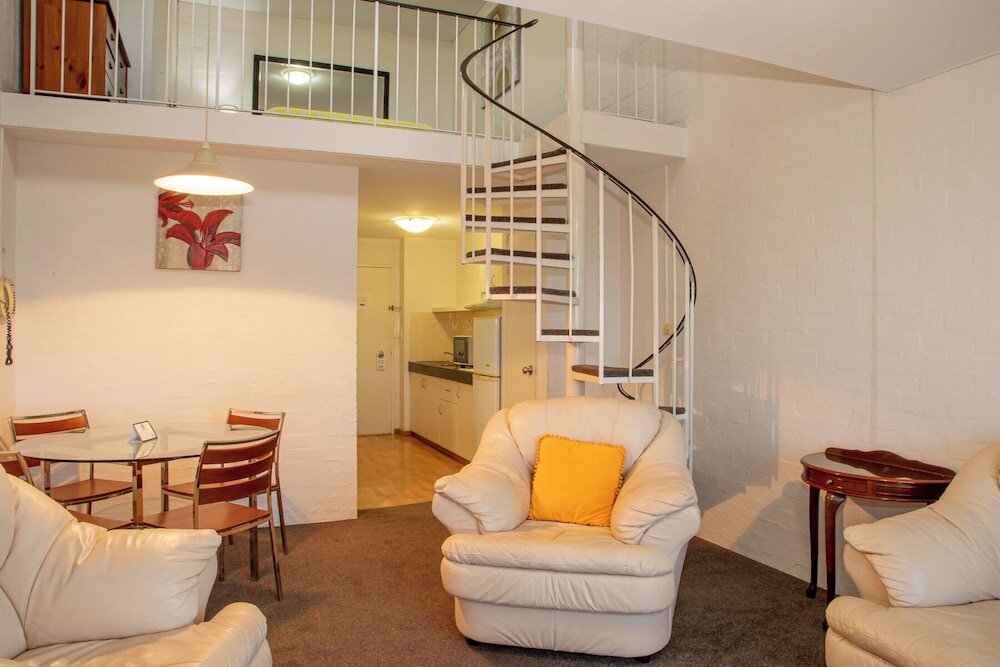 Фото Atrium Hotel Mandurah