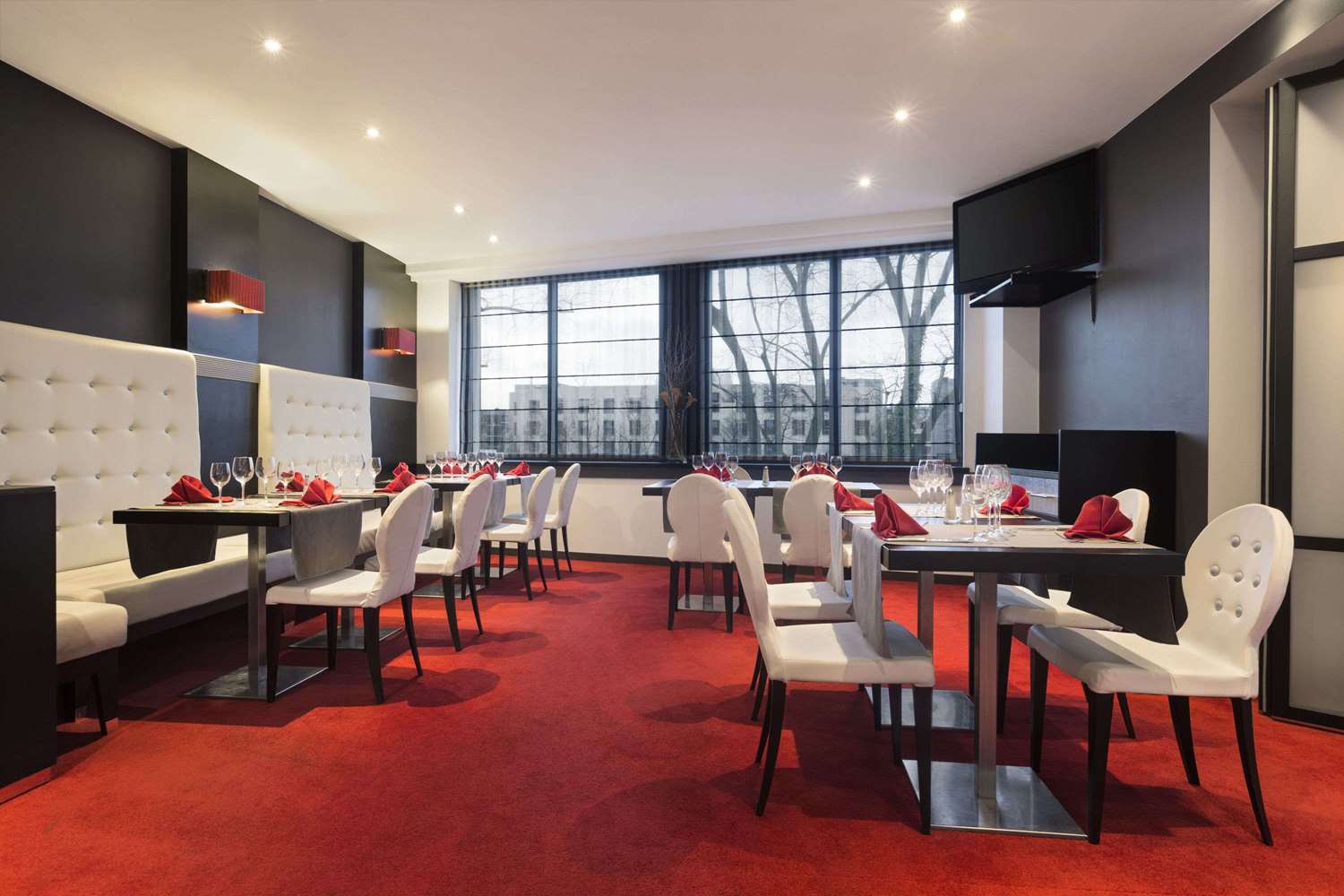 Фото Ramada by Wyndham Brussels Woluwe