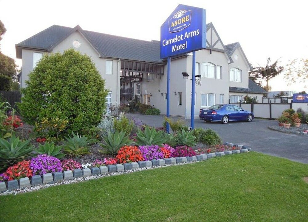 Фото Asure Camelot Arms Motor Lodge