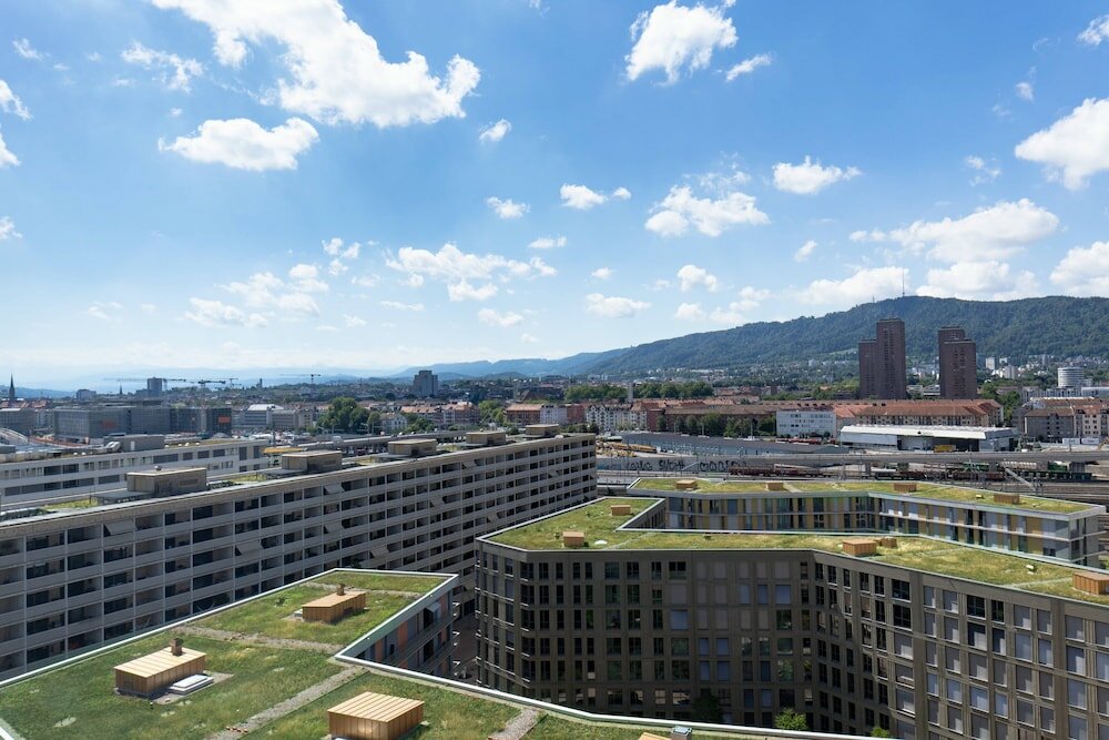 Фото Renaissance Zurich Tower Hotel