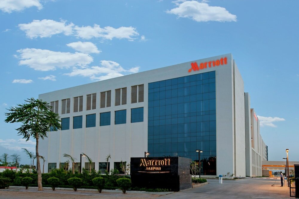 Фото Jaipur Marriott Hotel