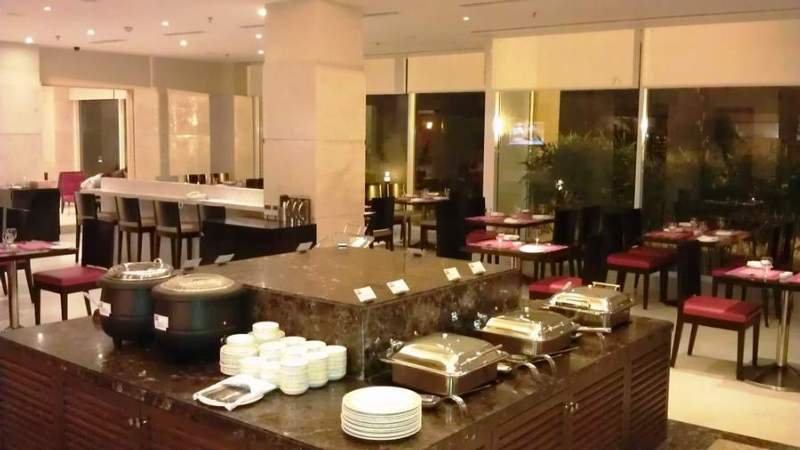 Фото Hometel Roorkee