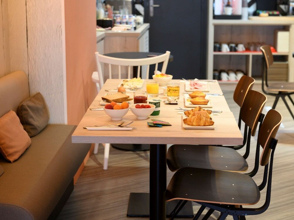 Фото ibis Paris Tour Montparnasse 15th