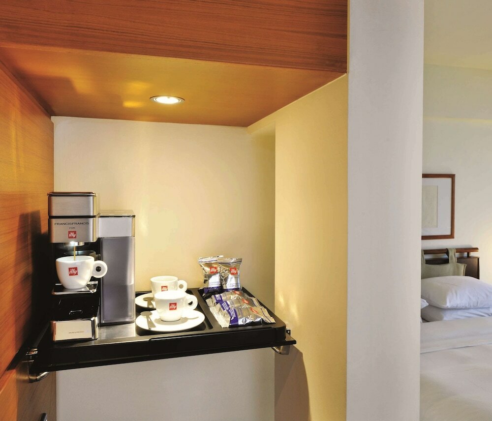 Фото Hilton Kuwait Resort