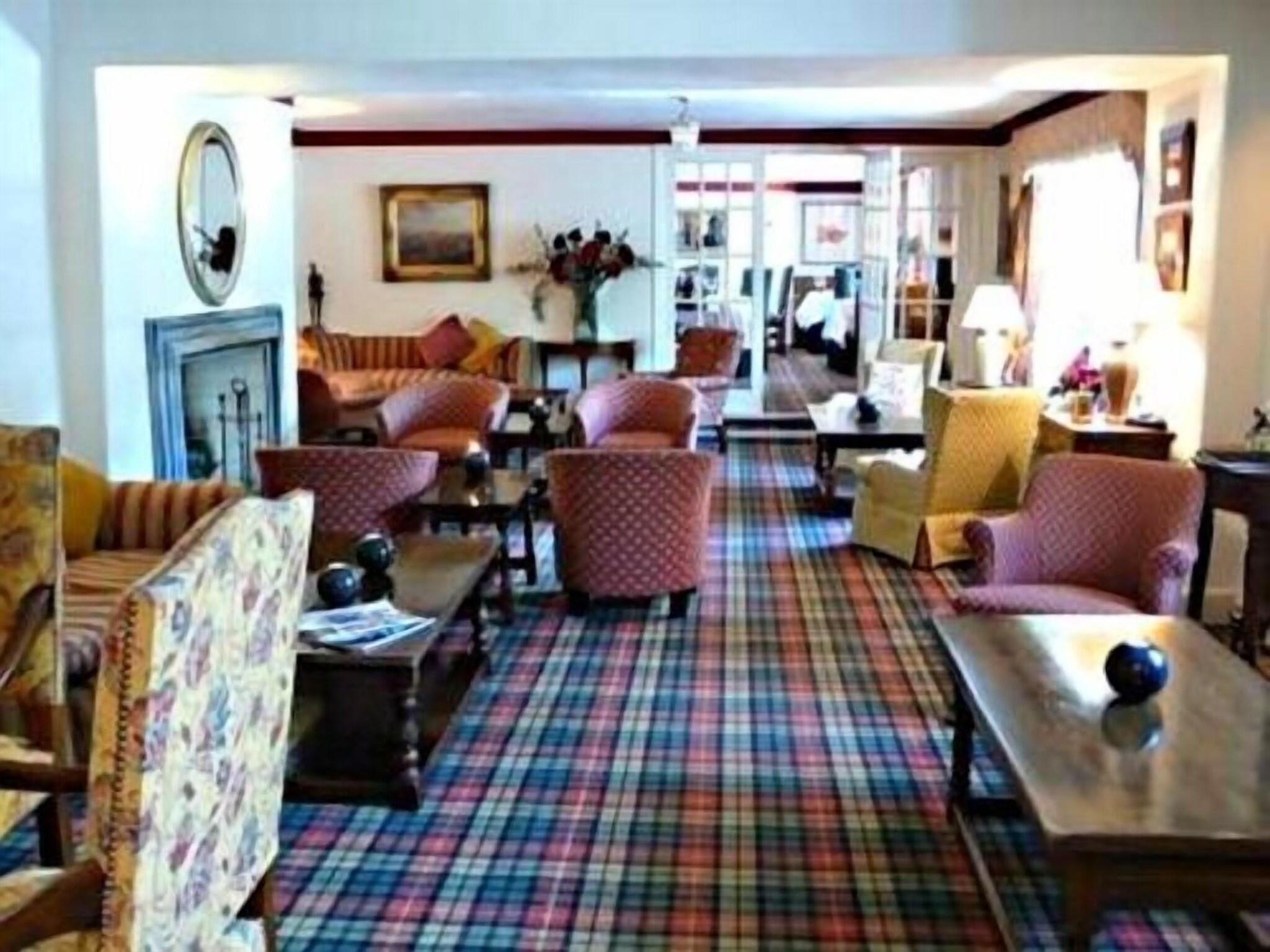 Фото Tweeddale Arms Hotel
