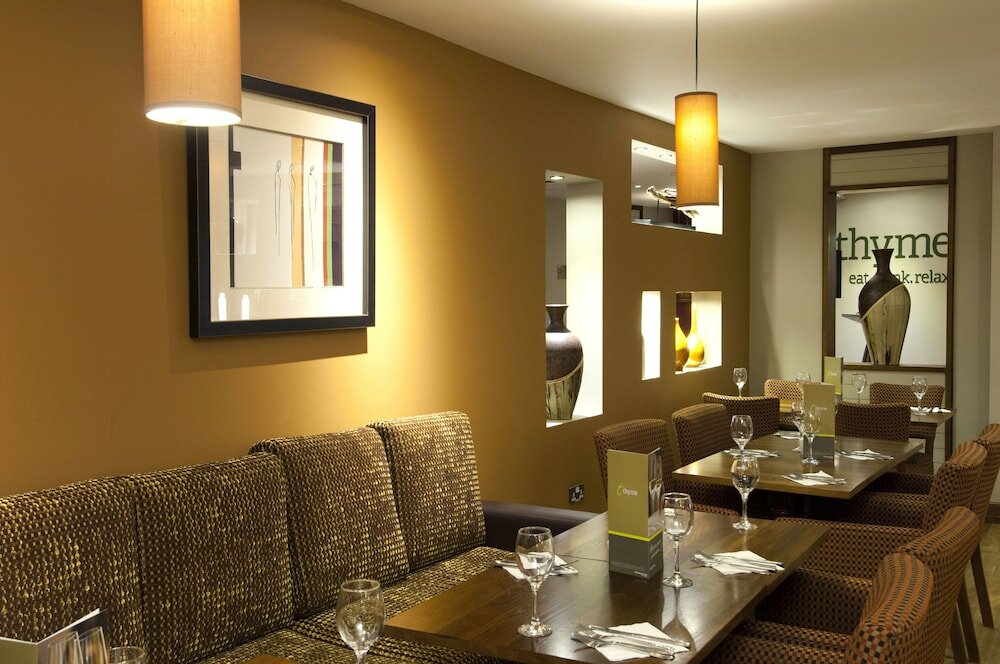 Фото Premier Inn London Waterloo