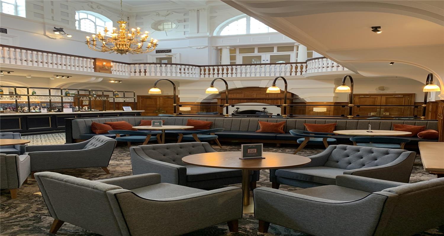 Фото Best Western Chilworth Manor Hotel