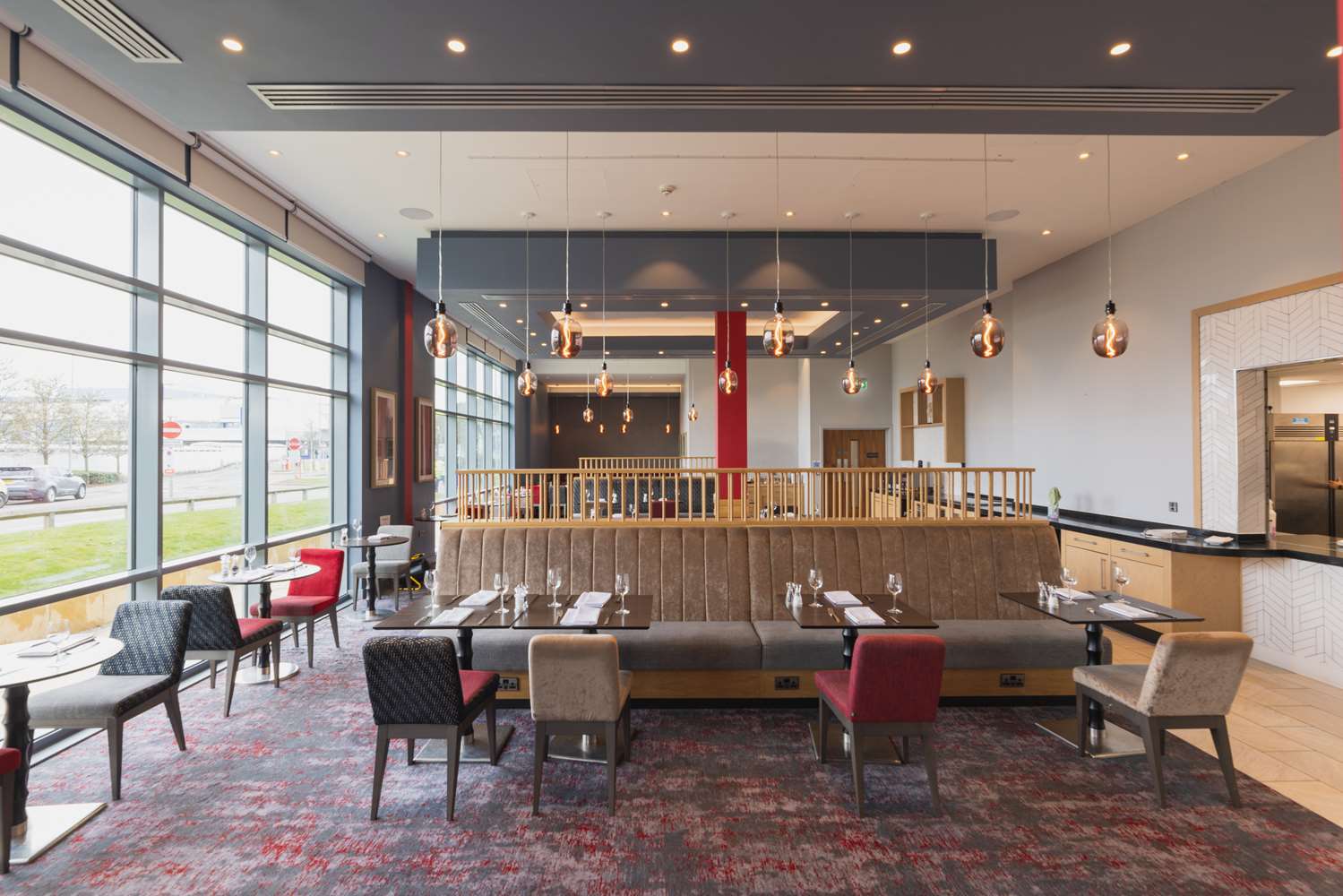 Фото Hilton Garden Inn Birmingham Airport