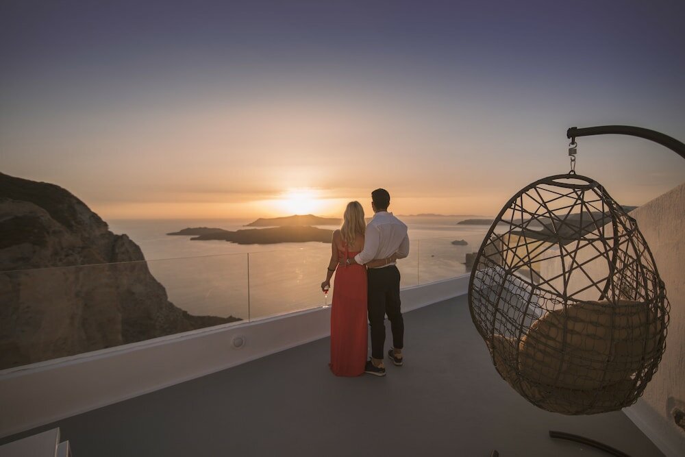 Фото Symphony Suites