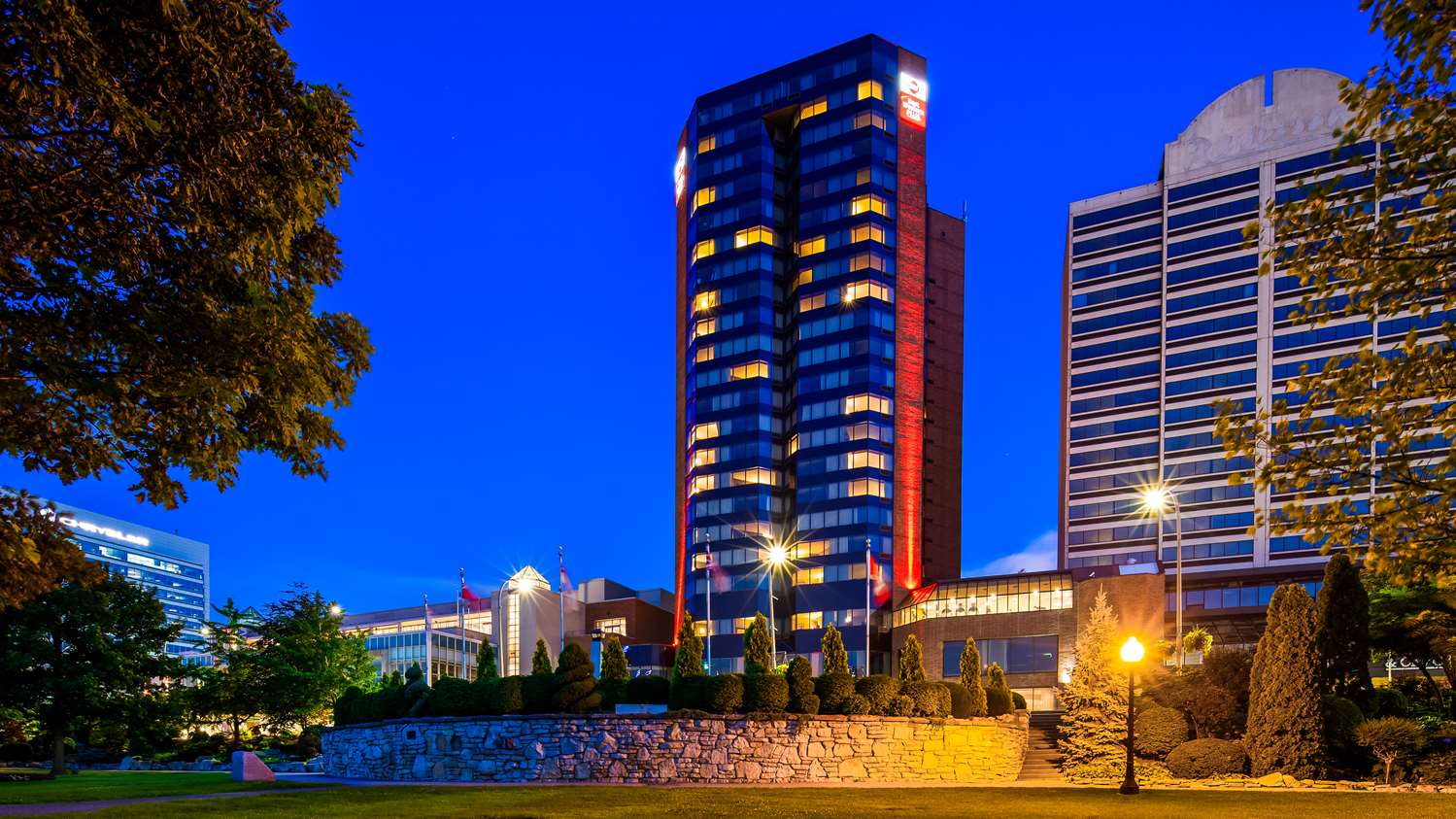 Фото Best Western Plus Waterfront Hotel