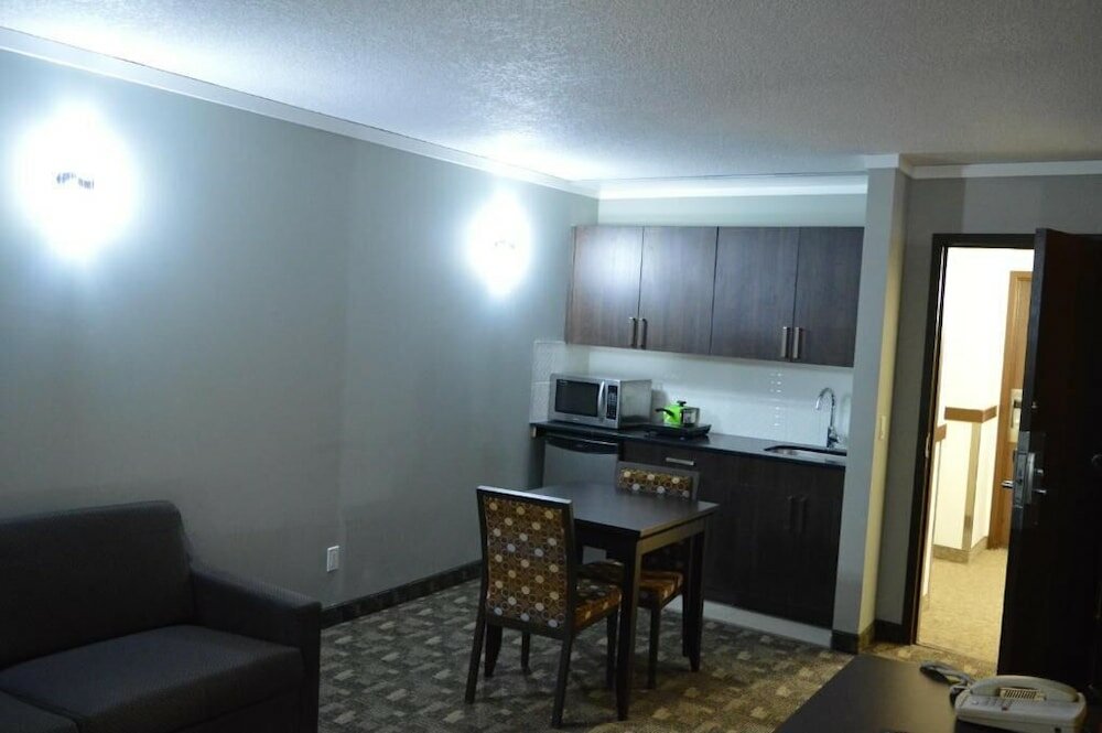 Фото Airport Traveller'S Inn