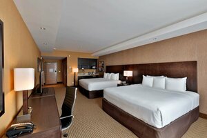 Гостиница Radisson Hotel & Convention Center Edmonton