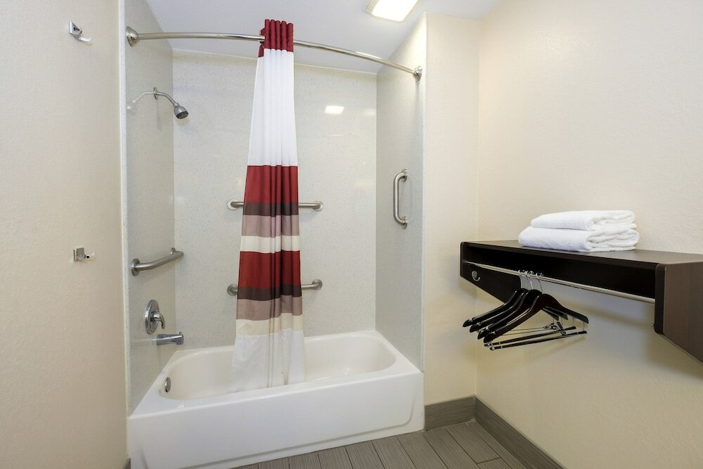 Фото Red Roof Inn Helen