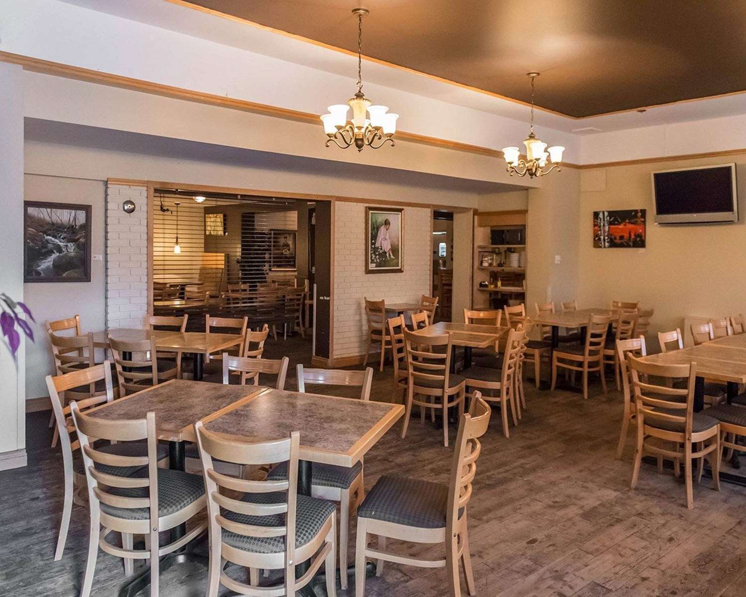 Фото Quality Inn Mont-Laurier