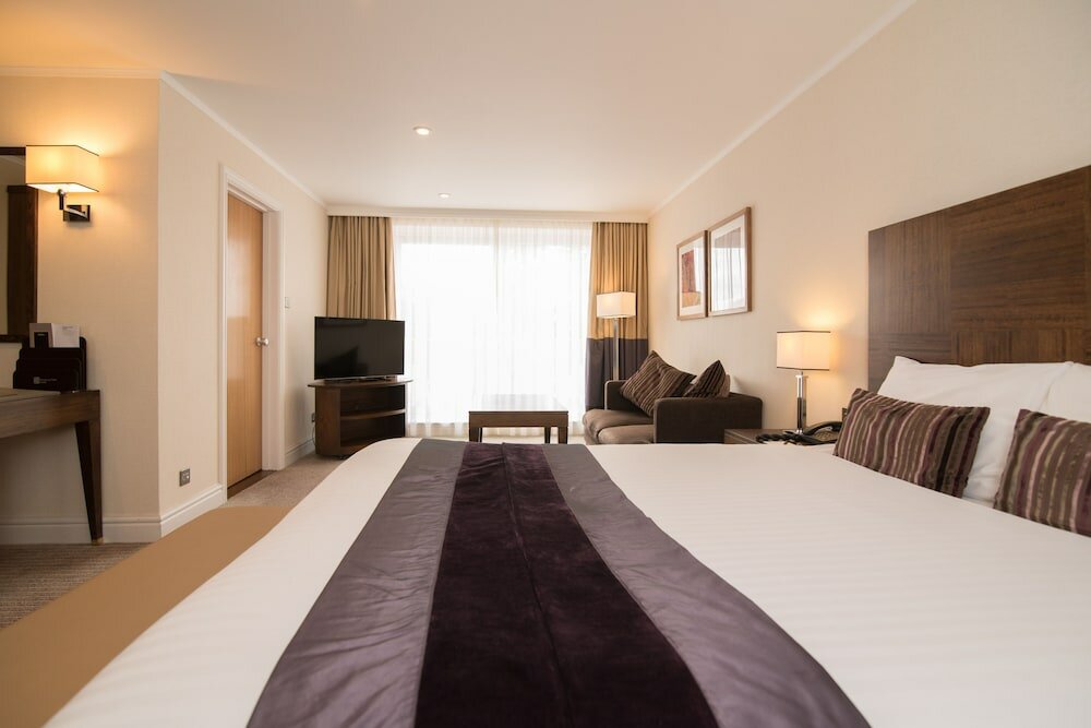Фото Regency Park Hotel